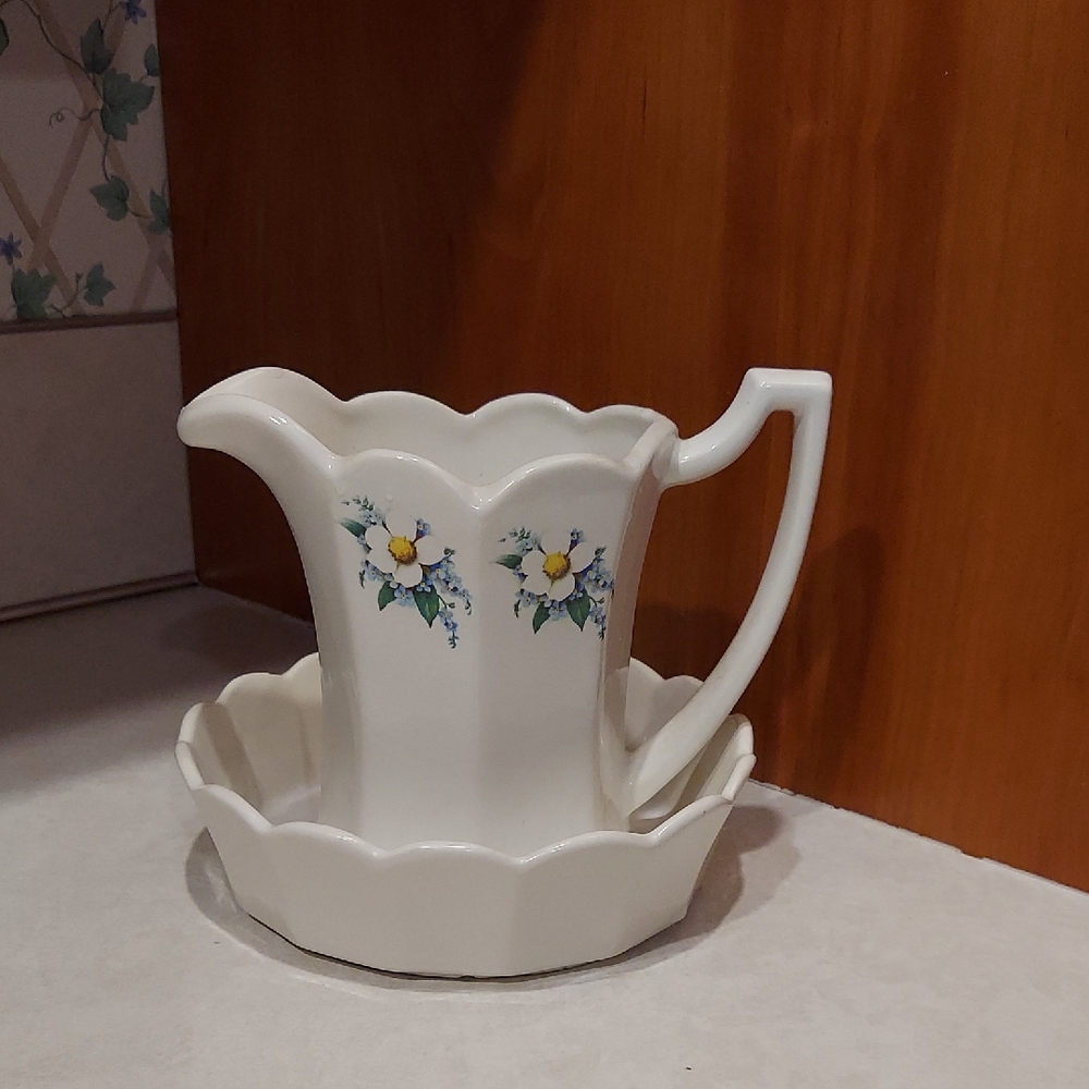 Mc Coy USA Floral Ceramic Pitcher and Basin Set